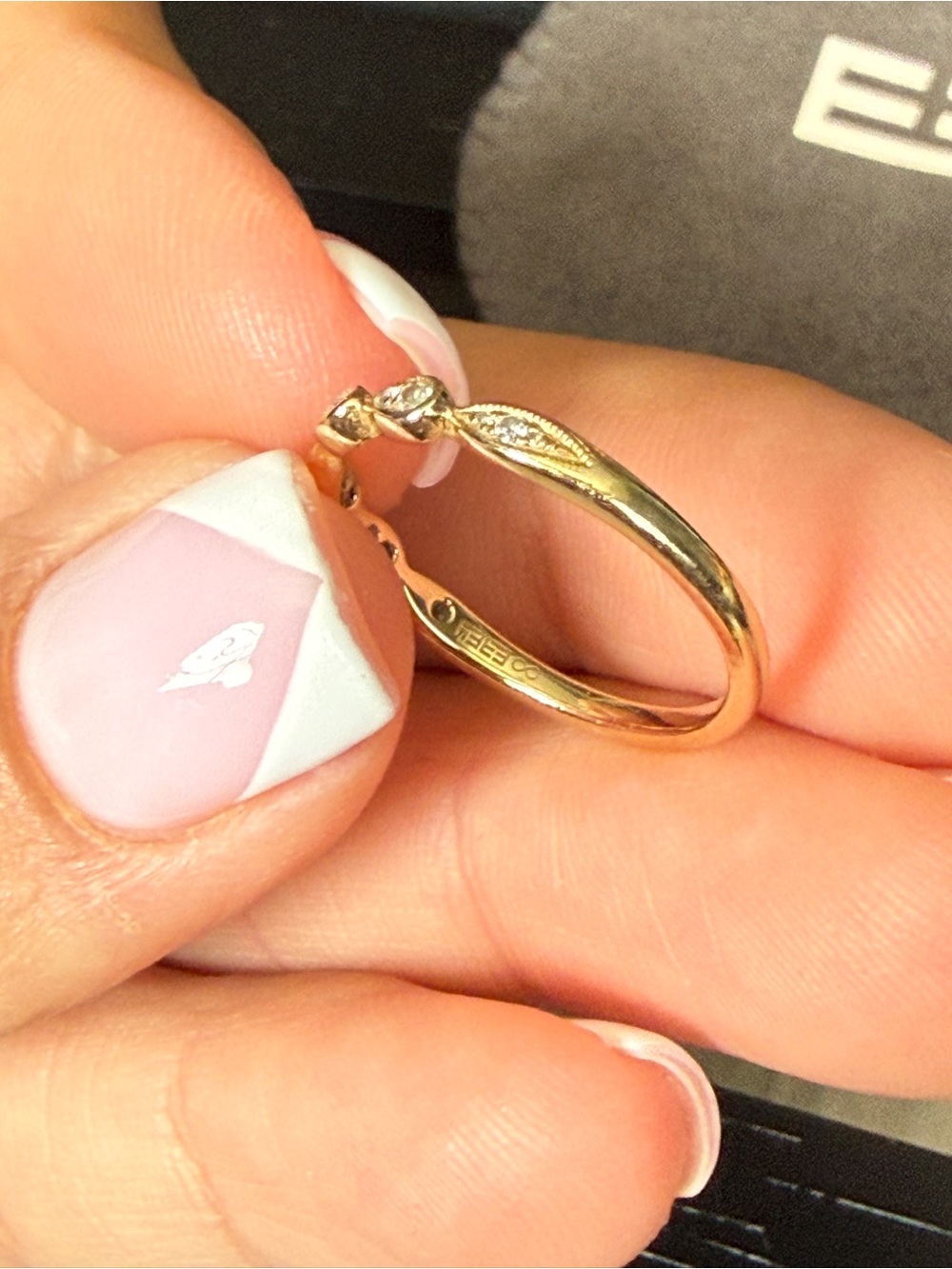 Effy Gold Twisted Band Ring with Accent Stones size 7